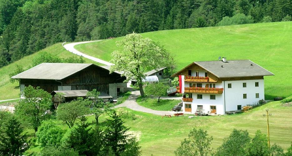 Mantingerhof Apartments Funes  Luaran gambar