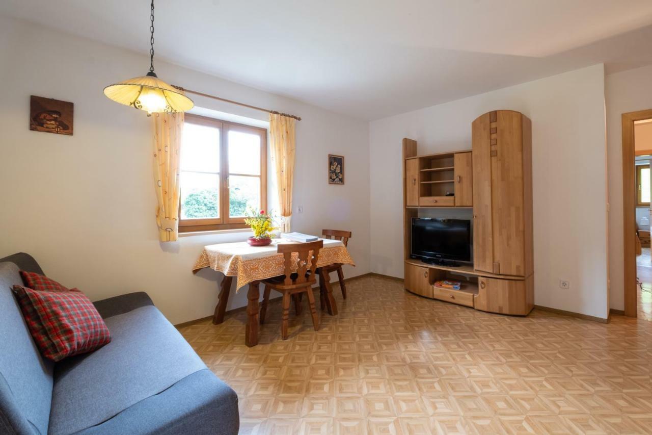 Mantingerhof Apartments Funes  Luaran gambar